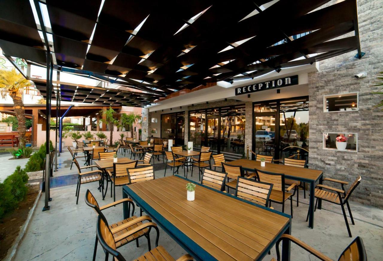 Hotel Platinum Ulcinj Exterior photo