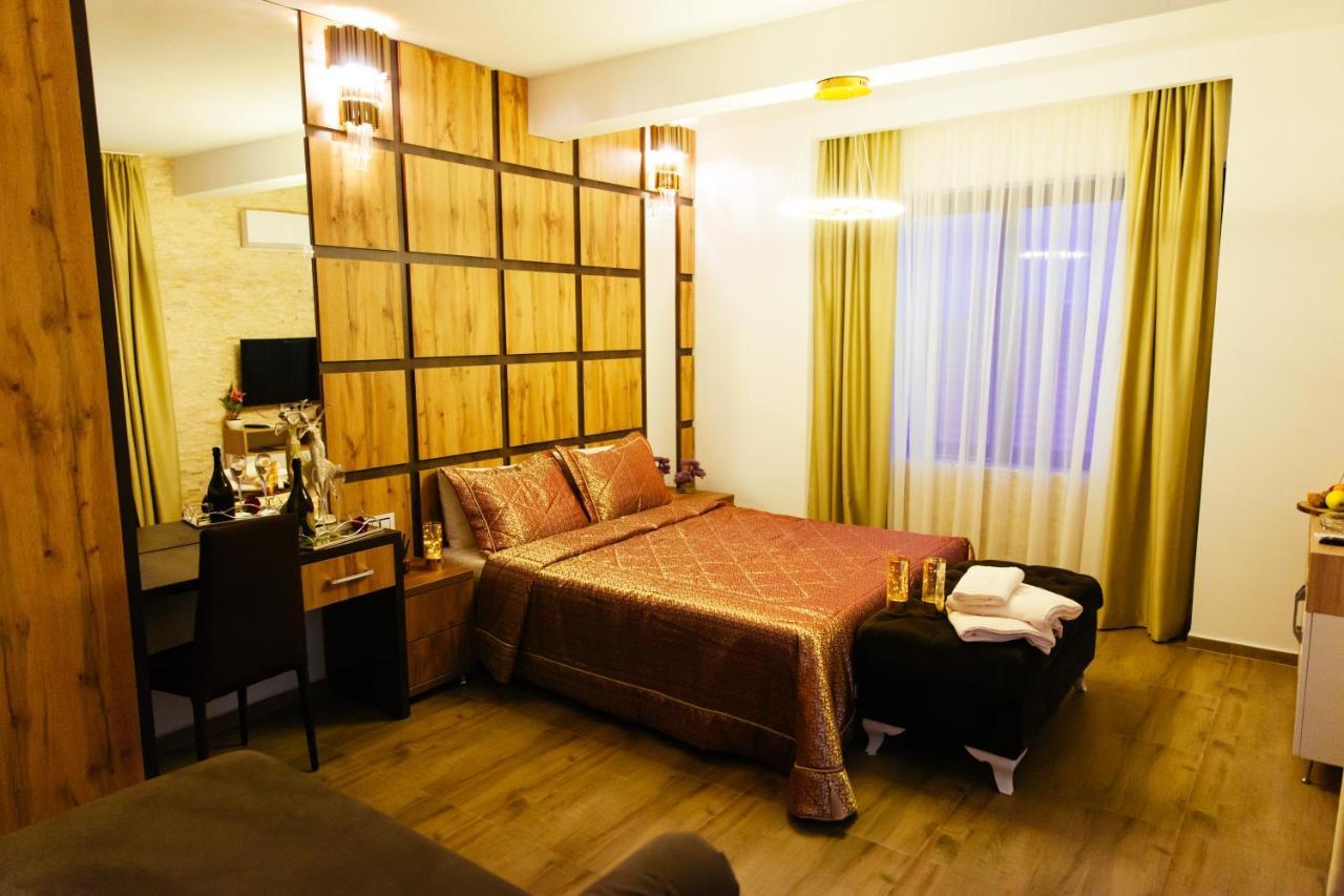 Hotel Platinum Ulcinj Exterior photo